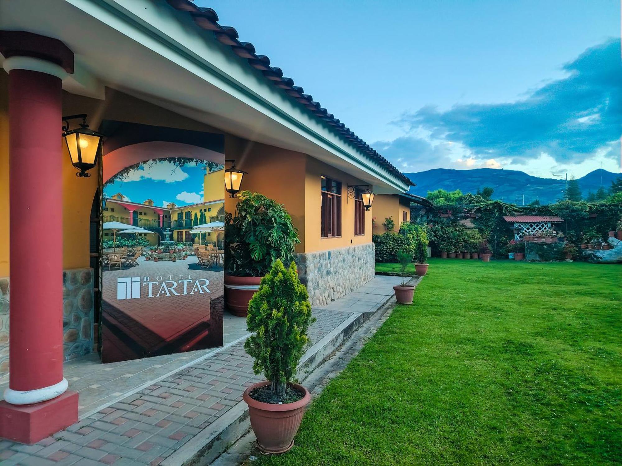 Hotel Tartar Cajamarca Ngoại thất bức ảnh